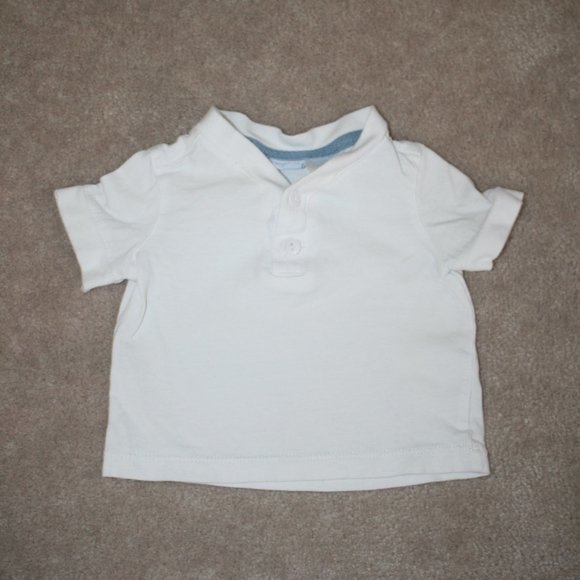 3/$20 White baby boy t-shirt blue pants 6 months - Picture 2 of 11
